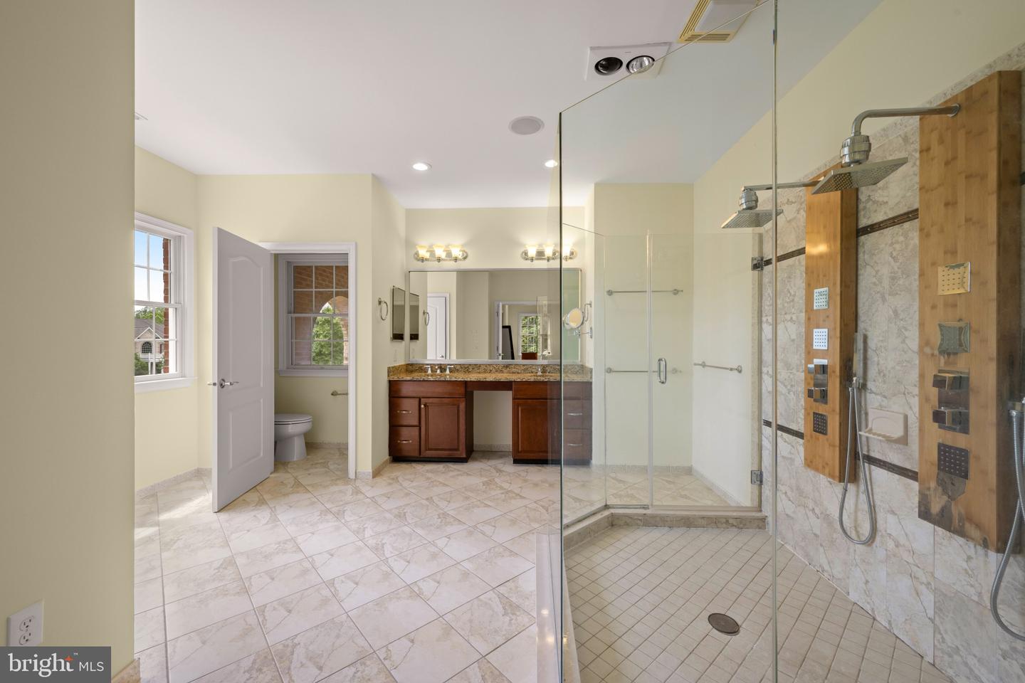 11526 Fox River Dr Property Photo 36