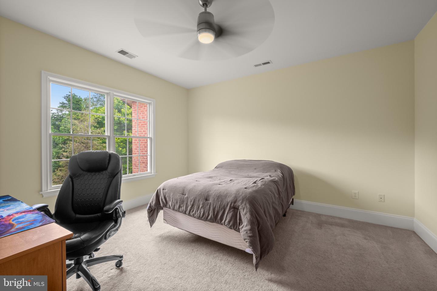 11526 Fox River Dr Property Photo 40
