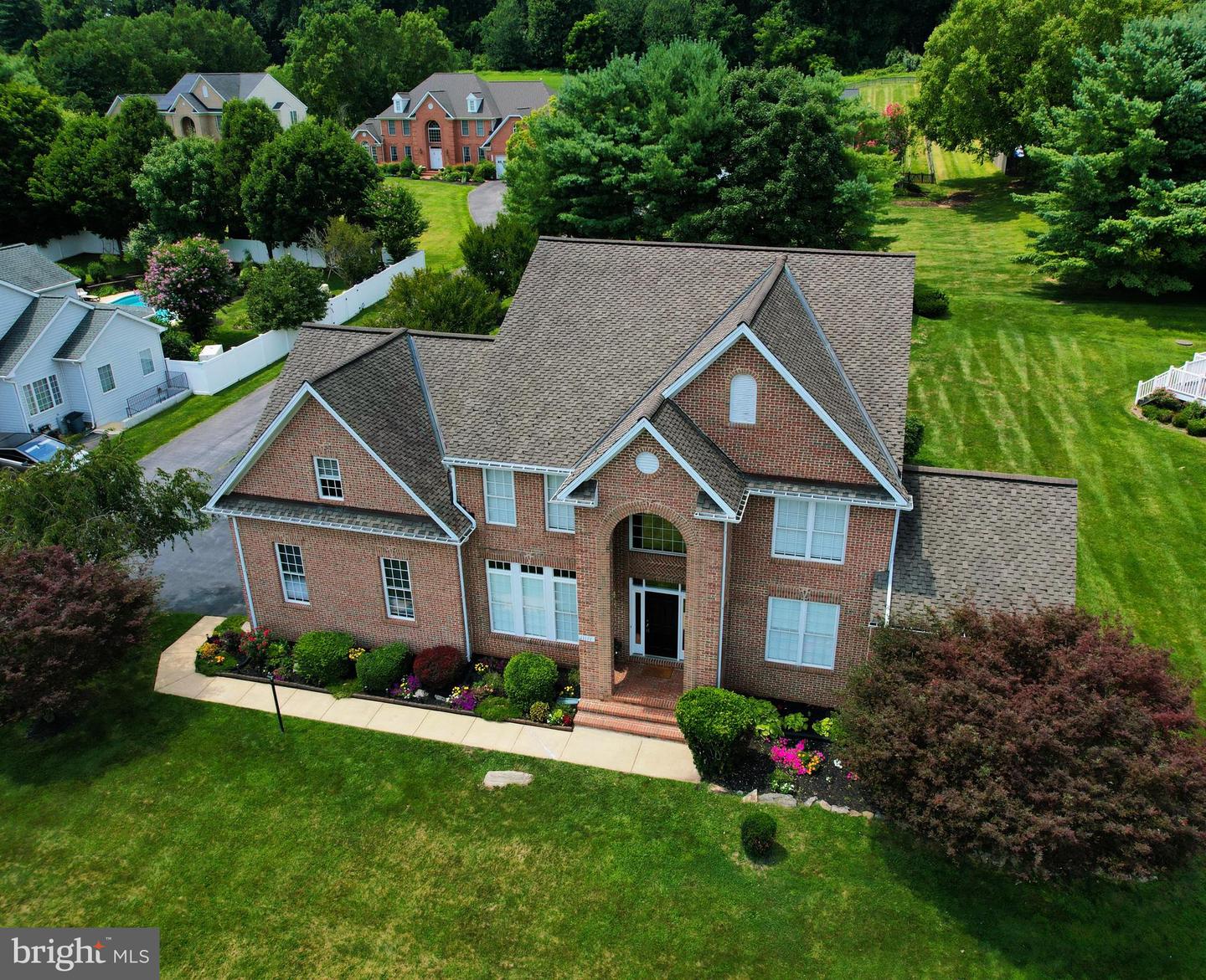 11171 Willow Green Way W Property Photo 2