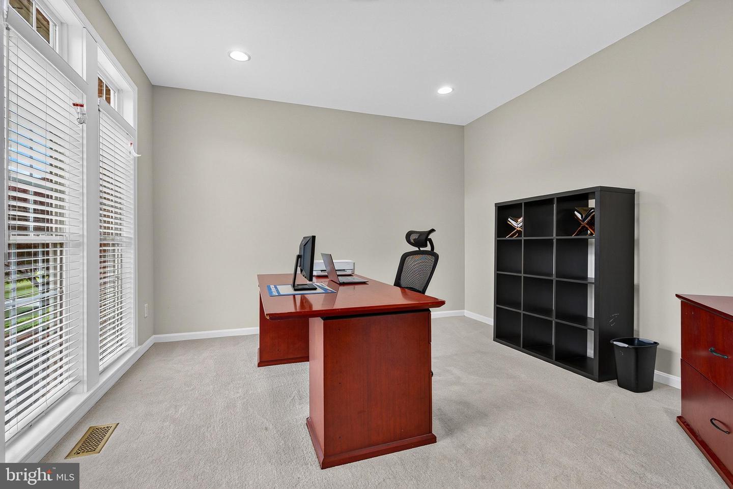 11171 Willow Green Way W Property Photo 6