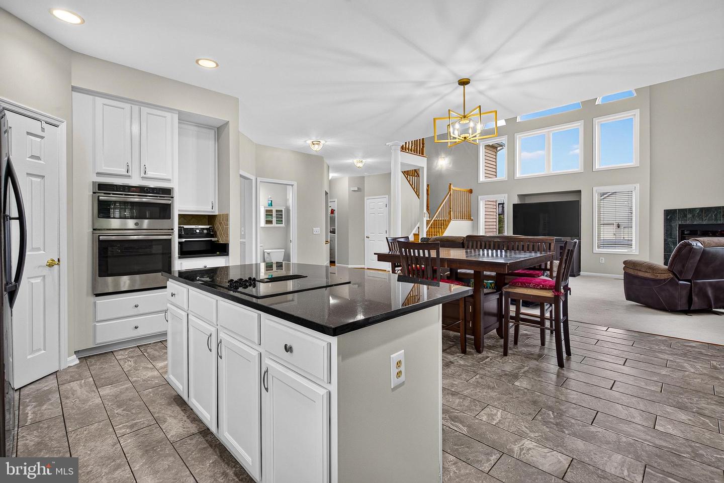 11171 Willow Green Way W Property Photo 18