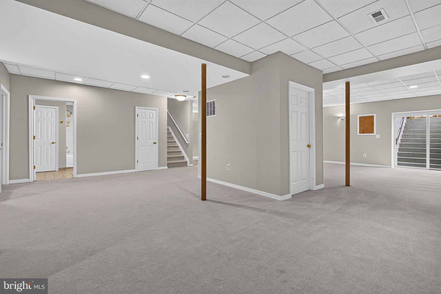 11171 Willow Green Way W Property Photo 38