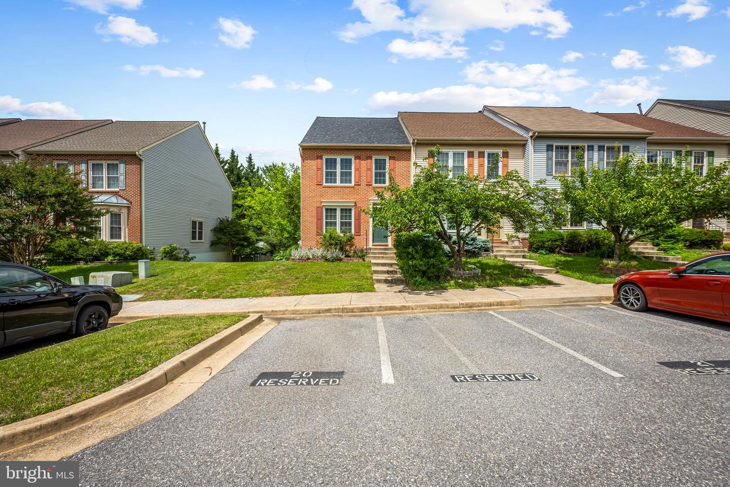 6312 Hampton Pl Property Photo 2