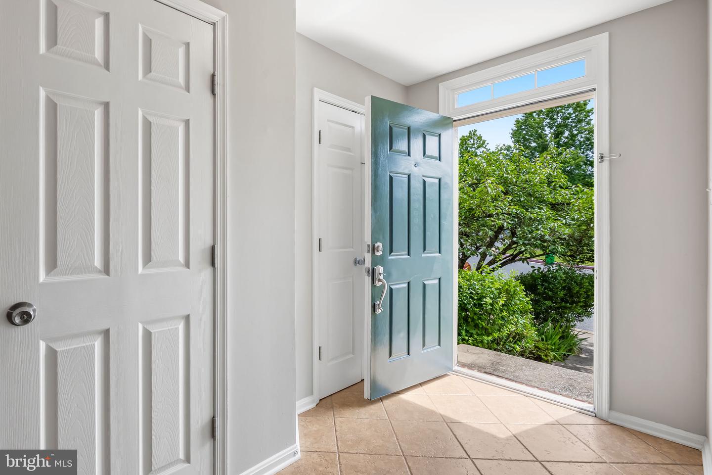 6312 Hampton Pl Property Photo 5