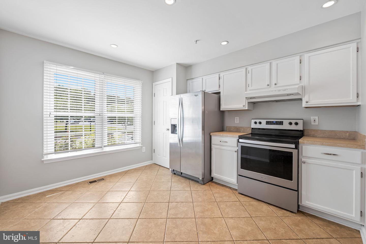 6312 Hampton Pl Property Photo 6