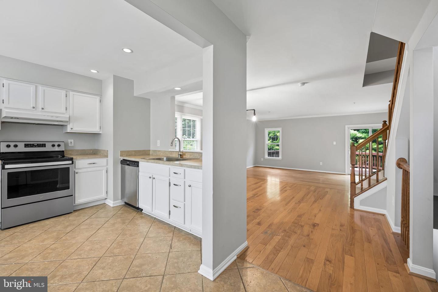 6312 Hampton Pl Property Photo 10