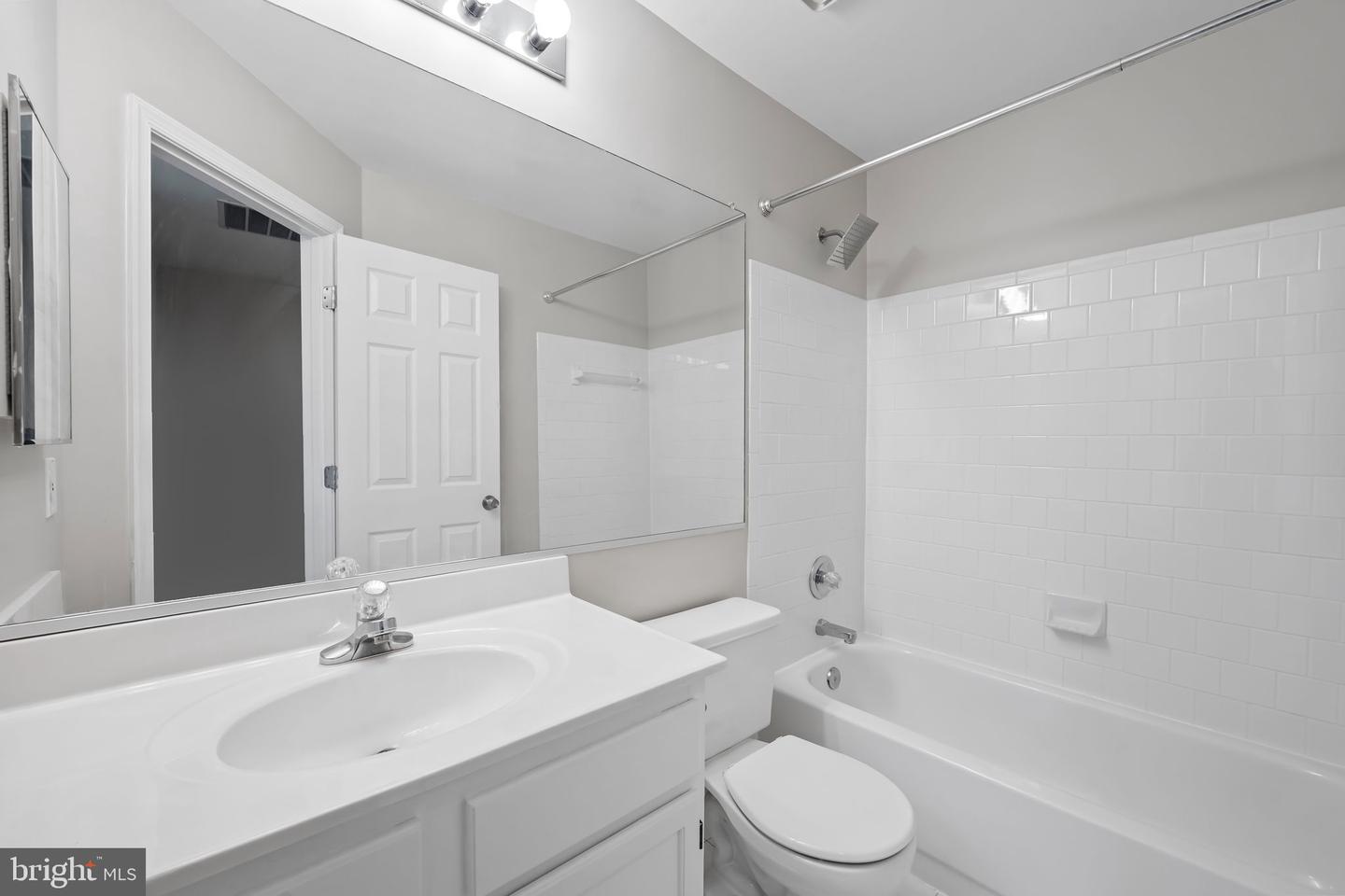 6312 Hampton Pl Property Photo 21