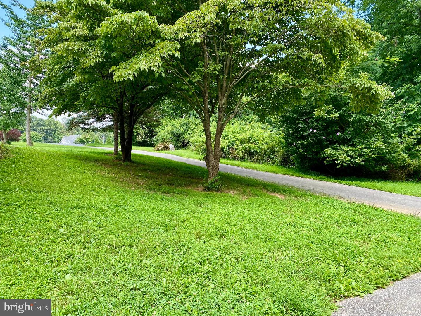 1851 Florence Rd #a Property Photo 4