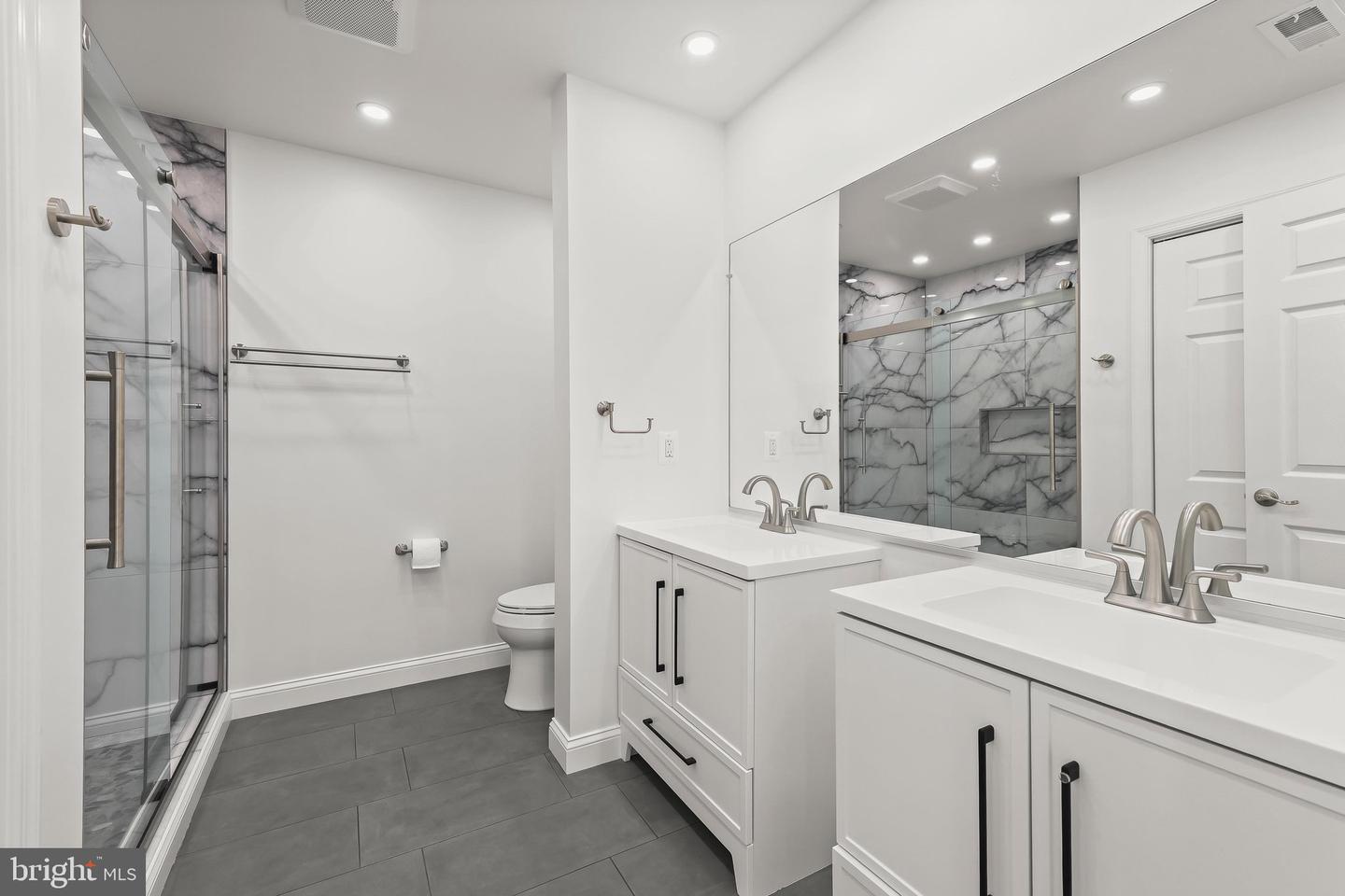 5189 Columbia Rd #10 49 Property Photo 31