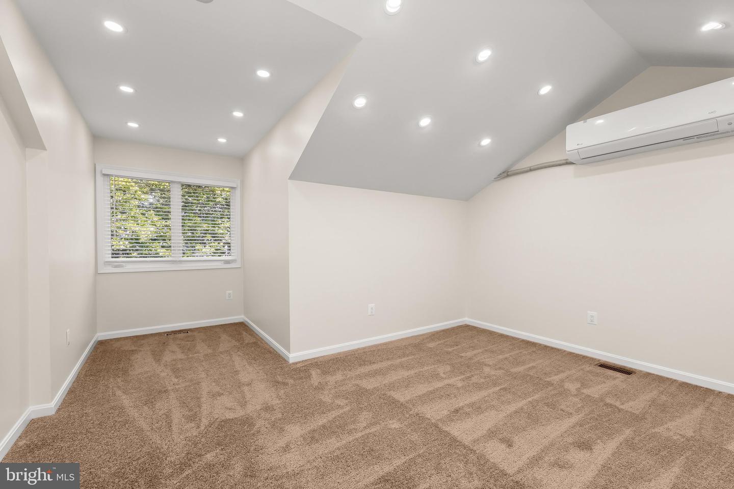 5189 Columbia Rd #10 49 Property Photo 41