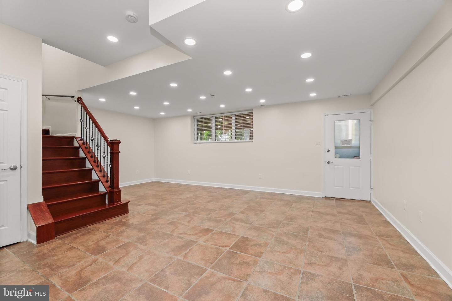5189 Columbia Rd #10 49 Property Photo 42