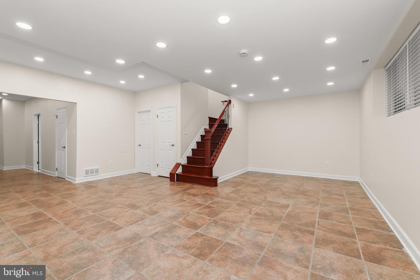 5189 Columbia Rd #10 49 Property Photo 43