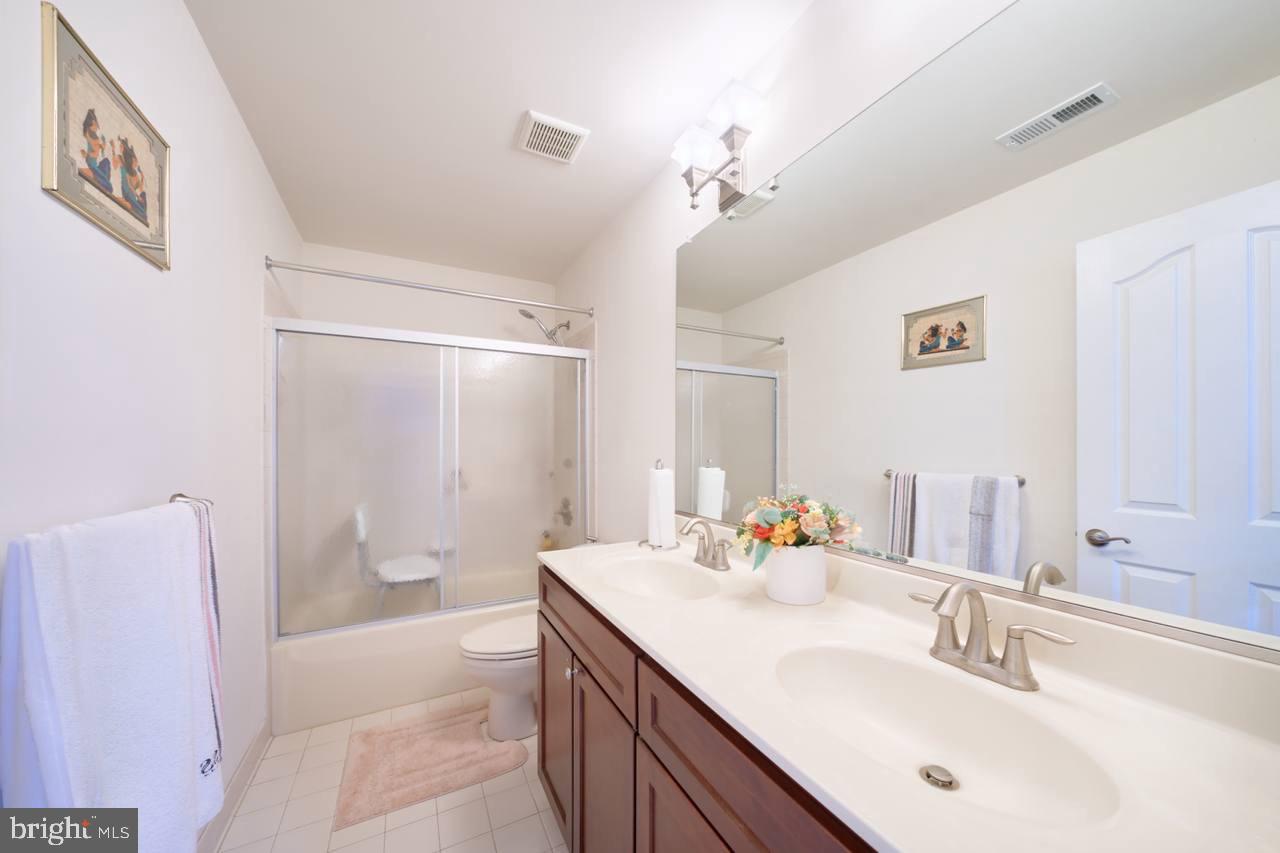 2605 Queensland Dr Property Photo 35