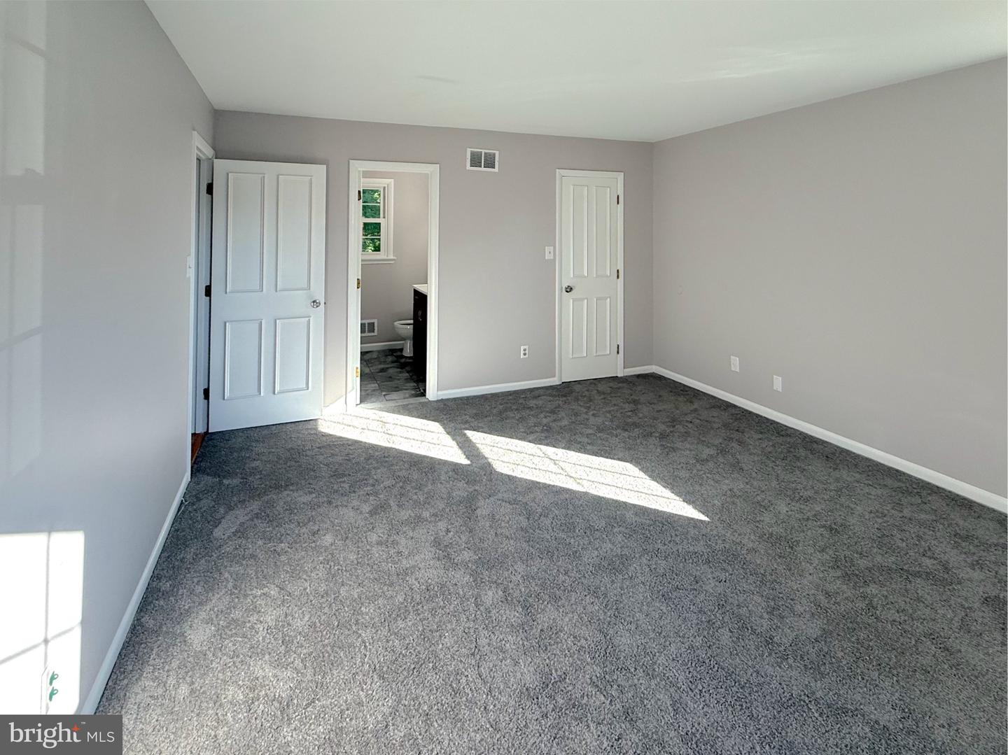 9006 Sidehill Rd Property Photo 26