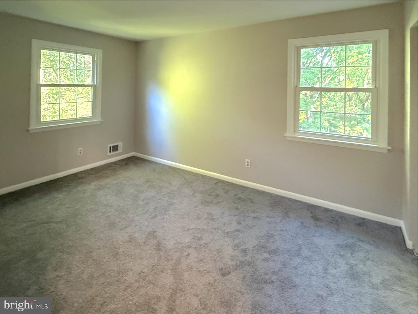 9006 Sidehill Rd Property Photo 33