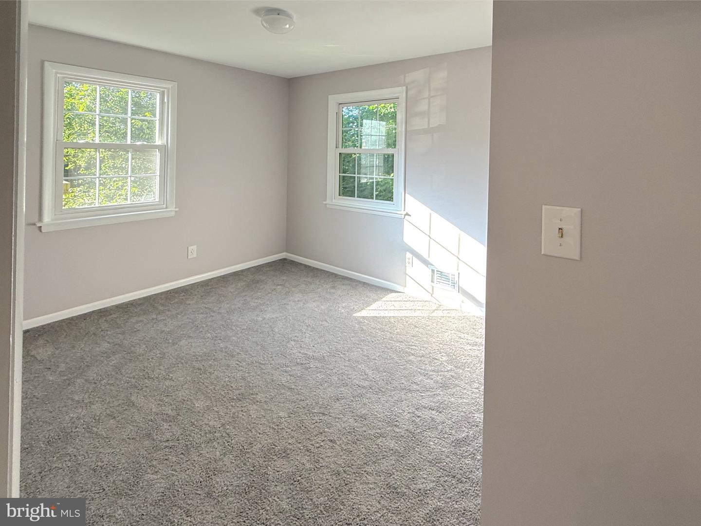 9006 Sidehill Rd Property Photo 35
