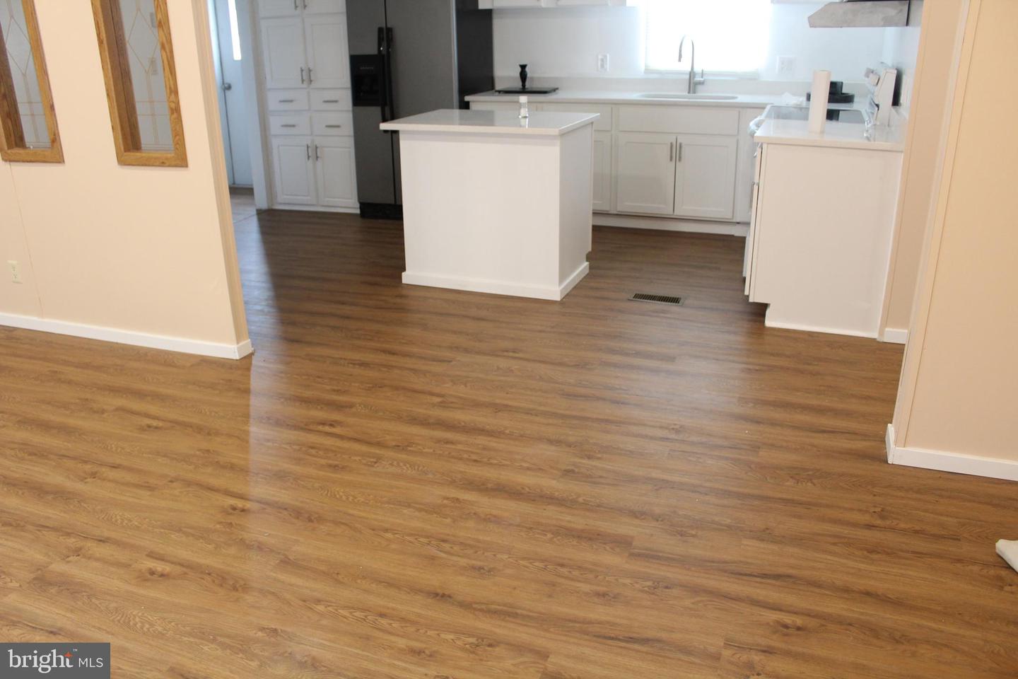 6534 DEEP RUN PKWY