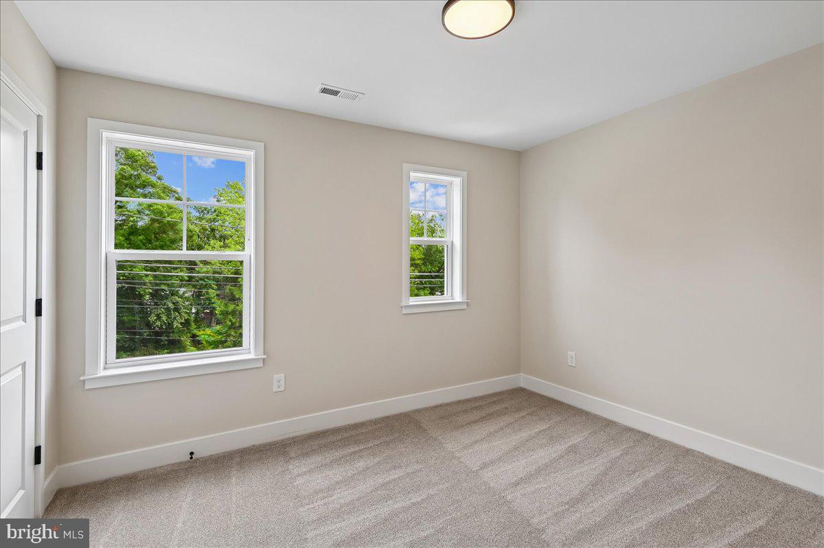 9312 Madison Ave Property Photo 36