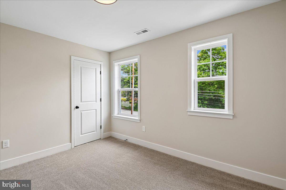 9312 Madison Ave Property Photo 37