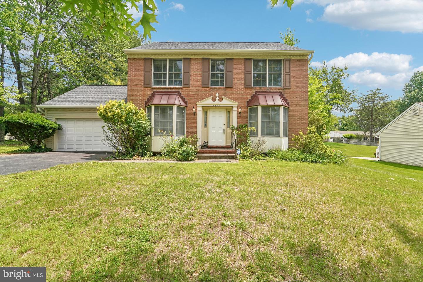 4820 LAUREN CT