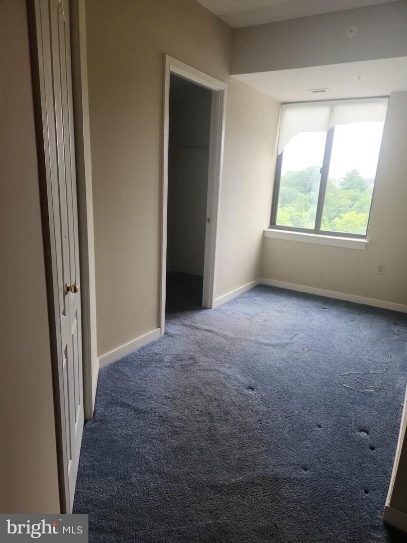 10001 Windstream Dr #806 Property Photo 17