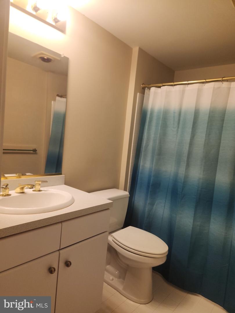 10001 Windstream Dr #806 Property Photo 22