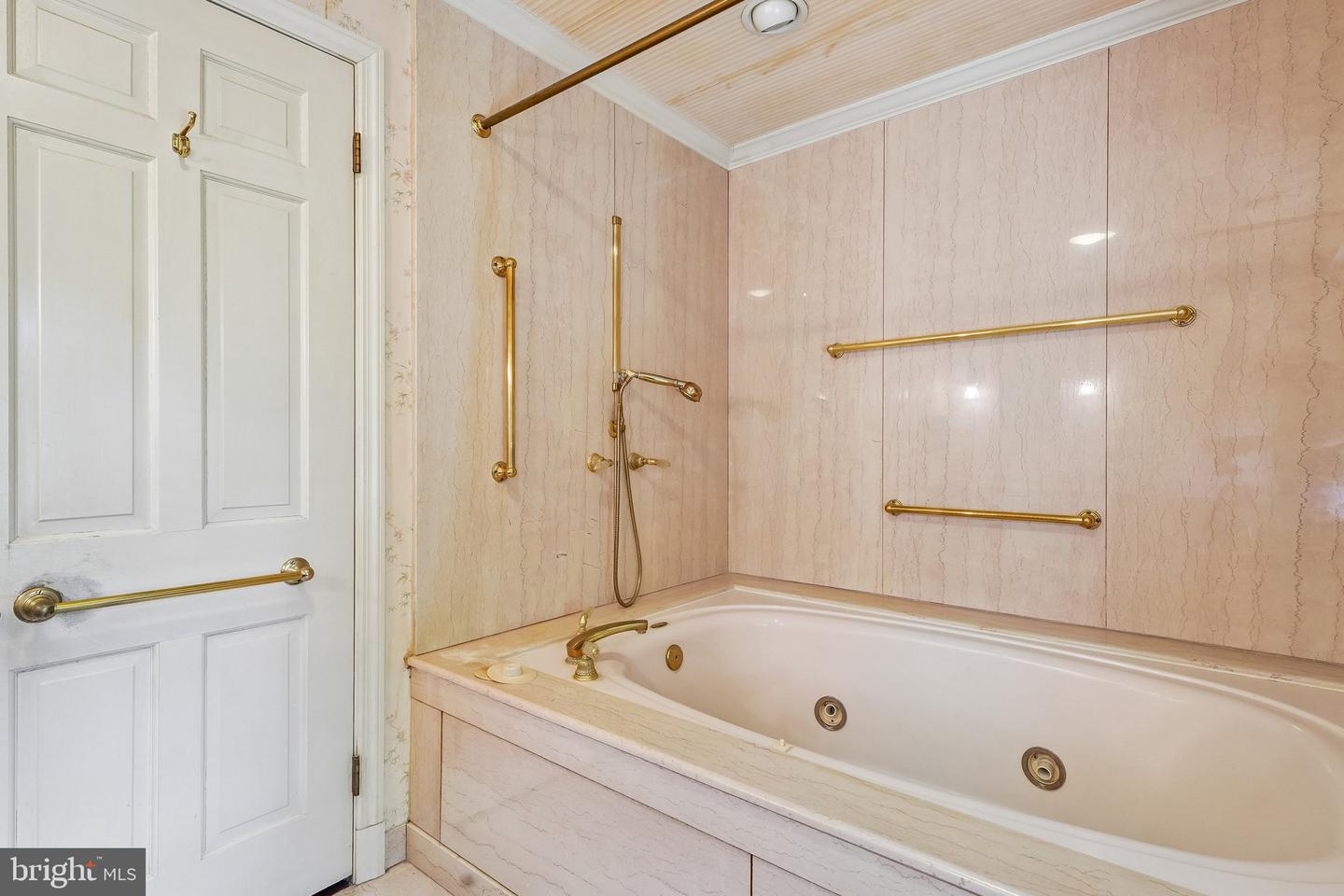 6393 W Rockburn Hill Rd Property Photo 32