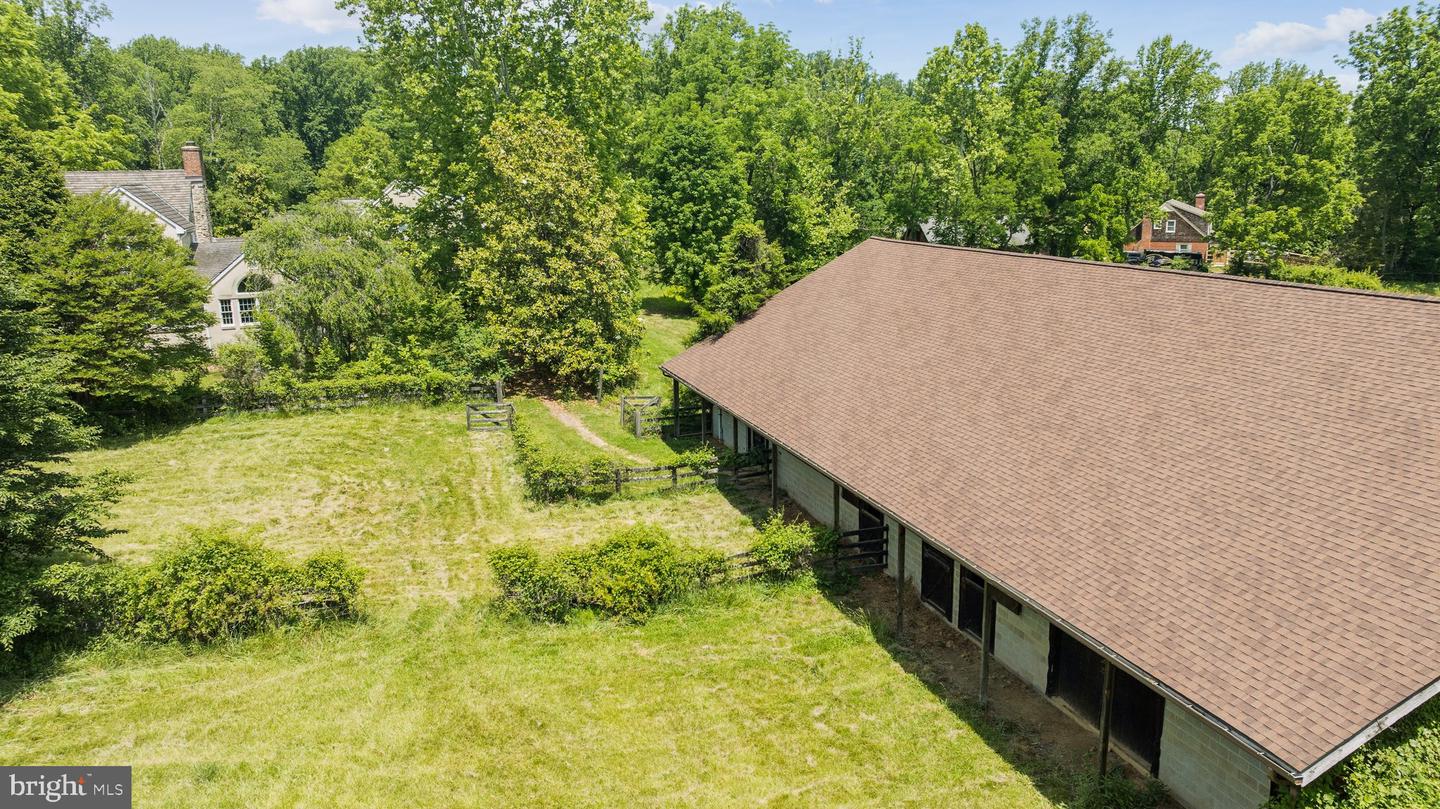 6393 W Rockburn Hill Rd Property Photo 94