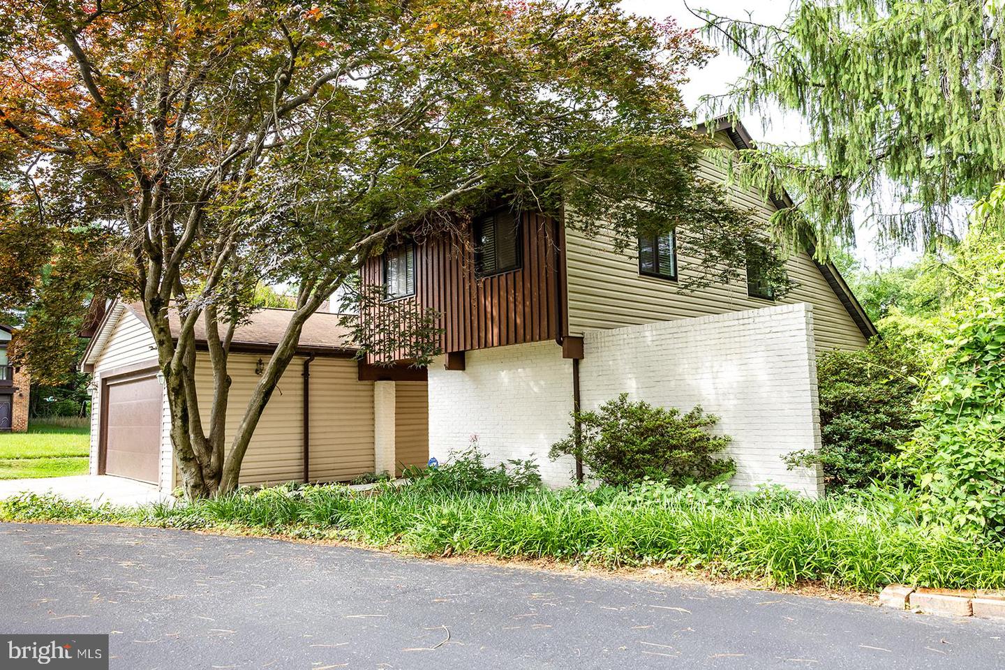 5620 Mirrorlight Pl Property Photo 1