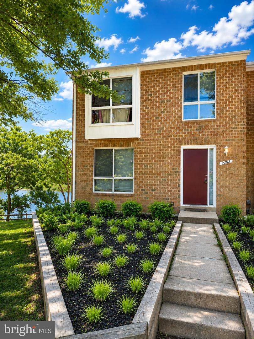 7262 DOCKSIDE LN Property Photo 1