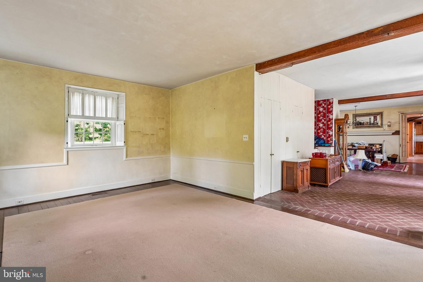 6393 W Rockburn Hill Rd Property Photo 5