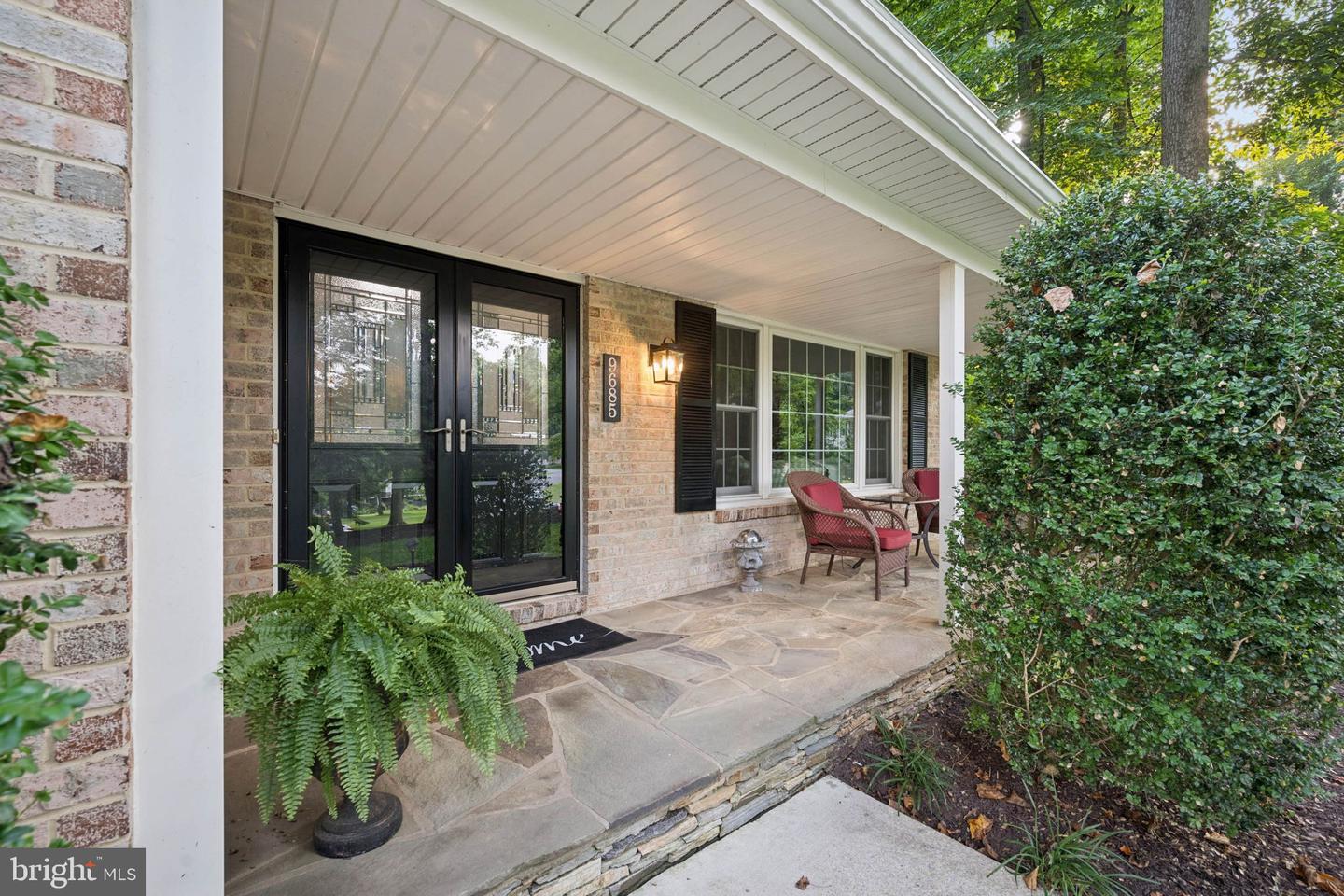 9685 Gwynn Park Dr Property Photo 11