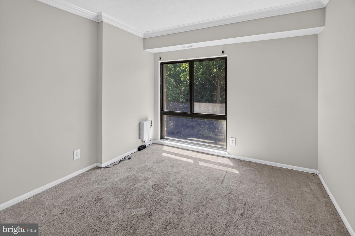 5915 Tamar Dr #11 Property Photo 15