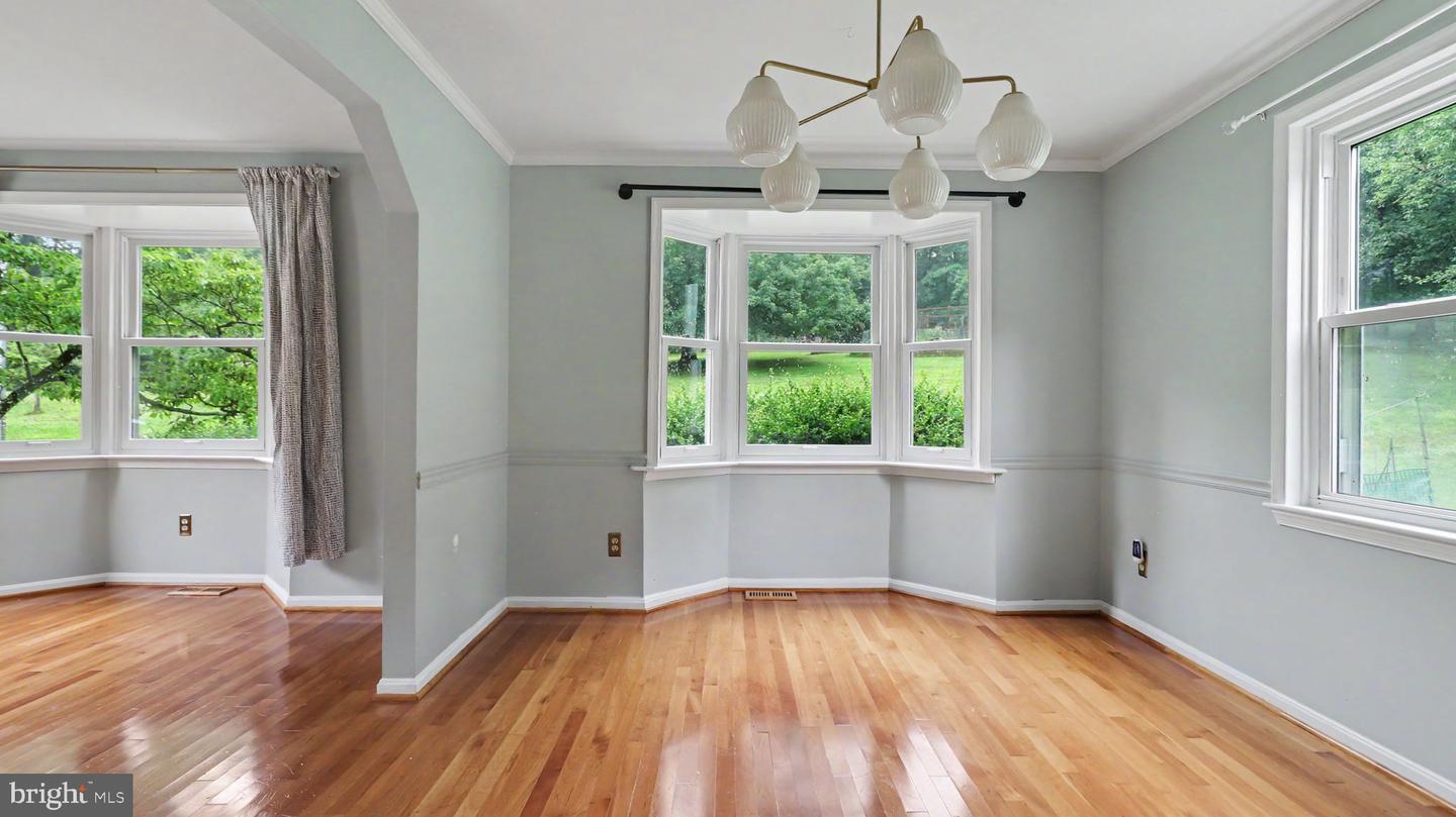 13083 Williamfield Dr Property Photo 10