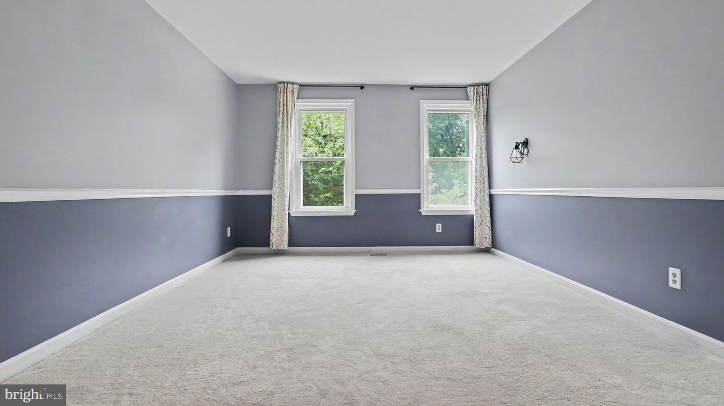 13083 Williamfield Dr Property Photo 24