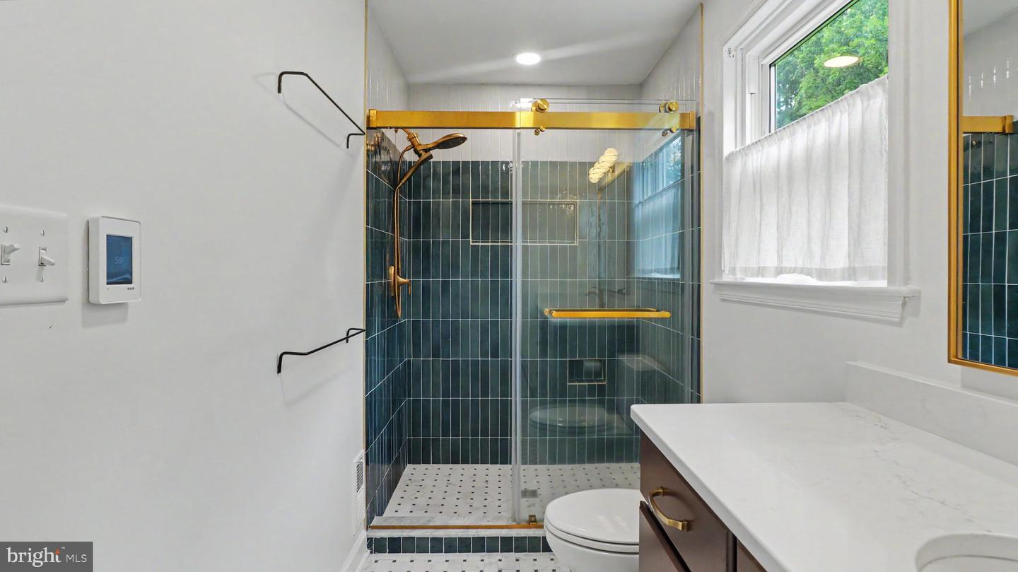 13083 Williamfield Dr Property Photo 26