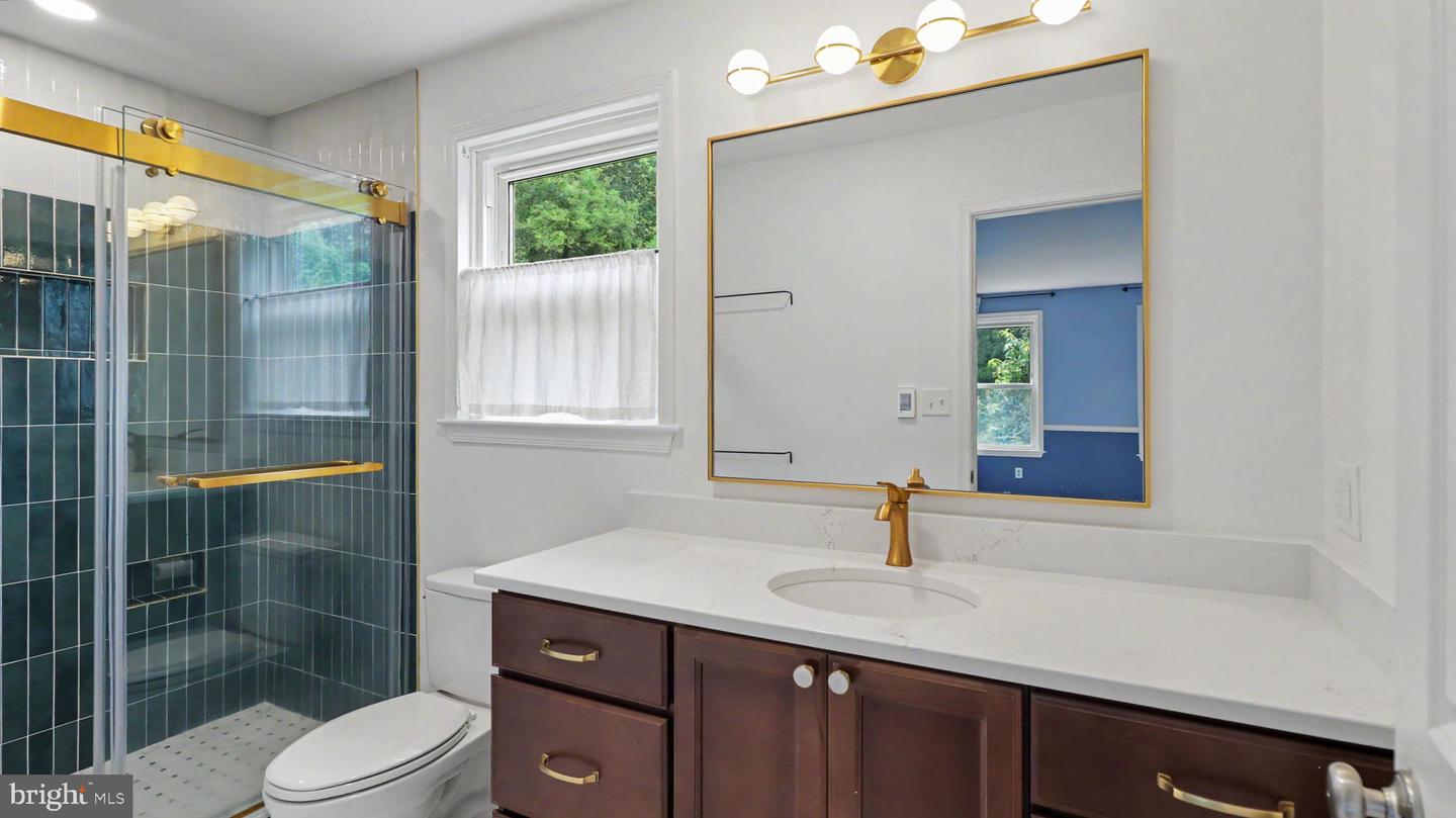 13083 Williamfield Dr Property Photo 27