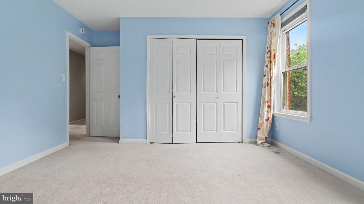13083 Williamfield Dr Property Photo 35
