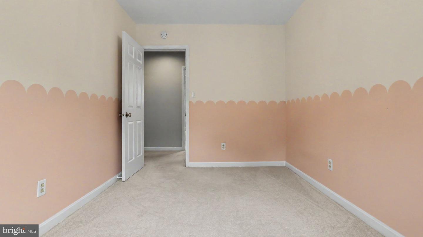 13083 Williamfield Dr Property Photo 38