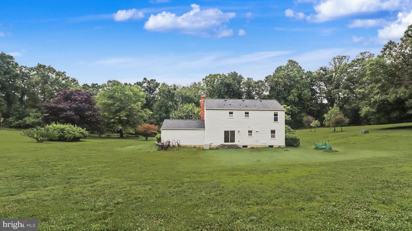 13083 Williamfield Dr Property Photo 44