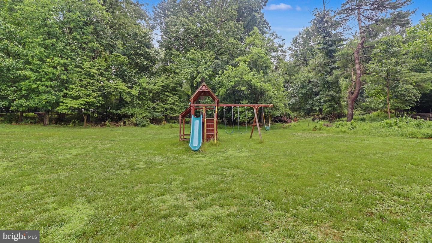 13083 Williamfield Dr Property Photo 45