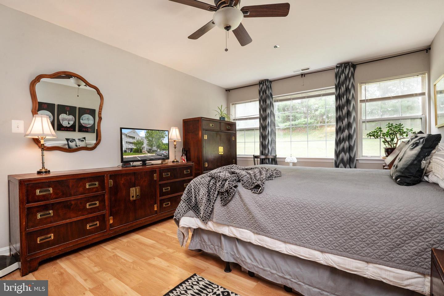 8337 Montgomery Run Rd #c Property Photo 15