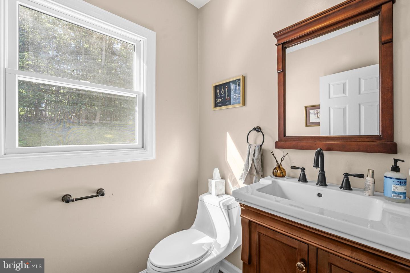 17713 Foxmoor Dr Property Photo 16