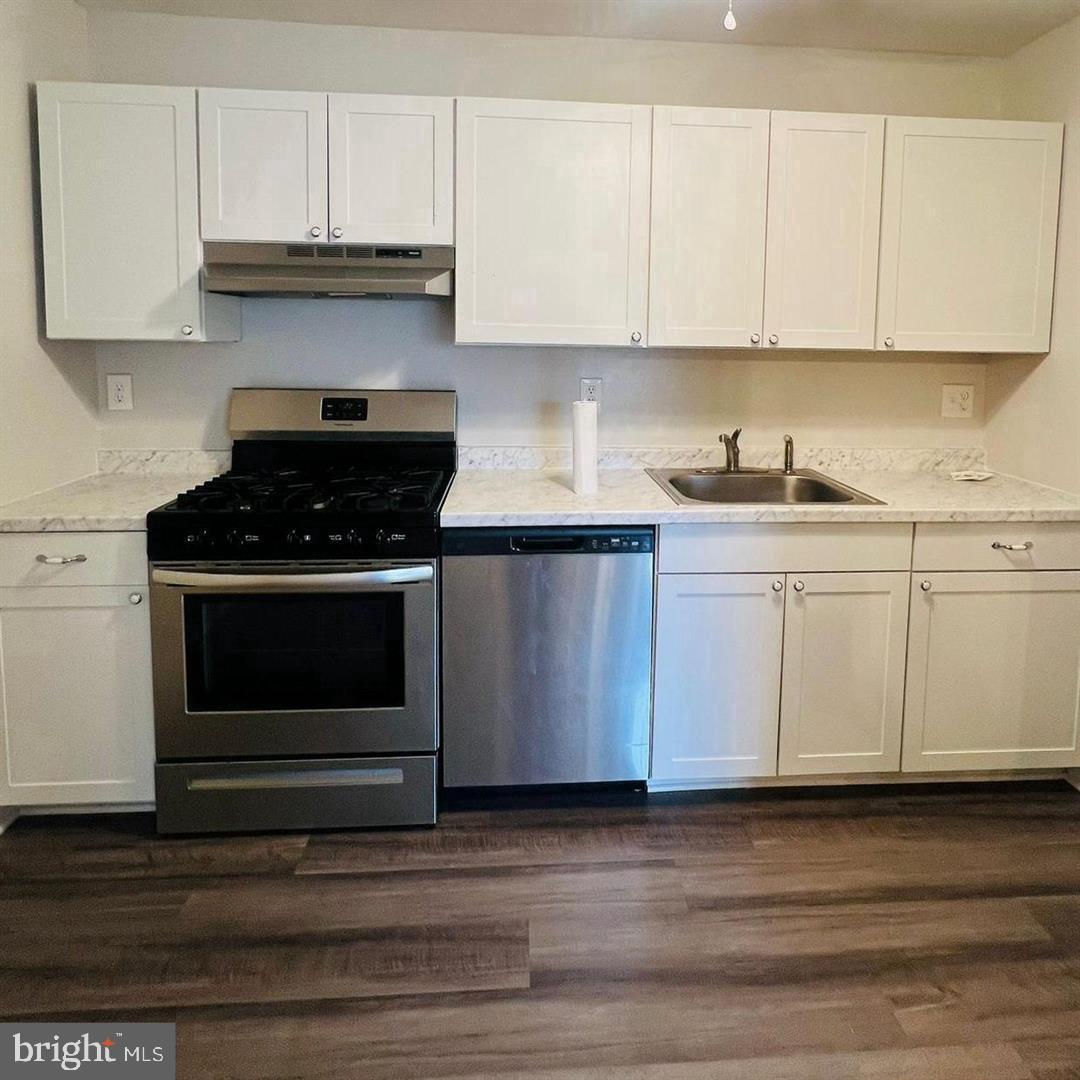 9655 Homestead Ct #b Property Photo 2