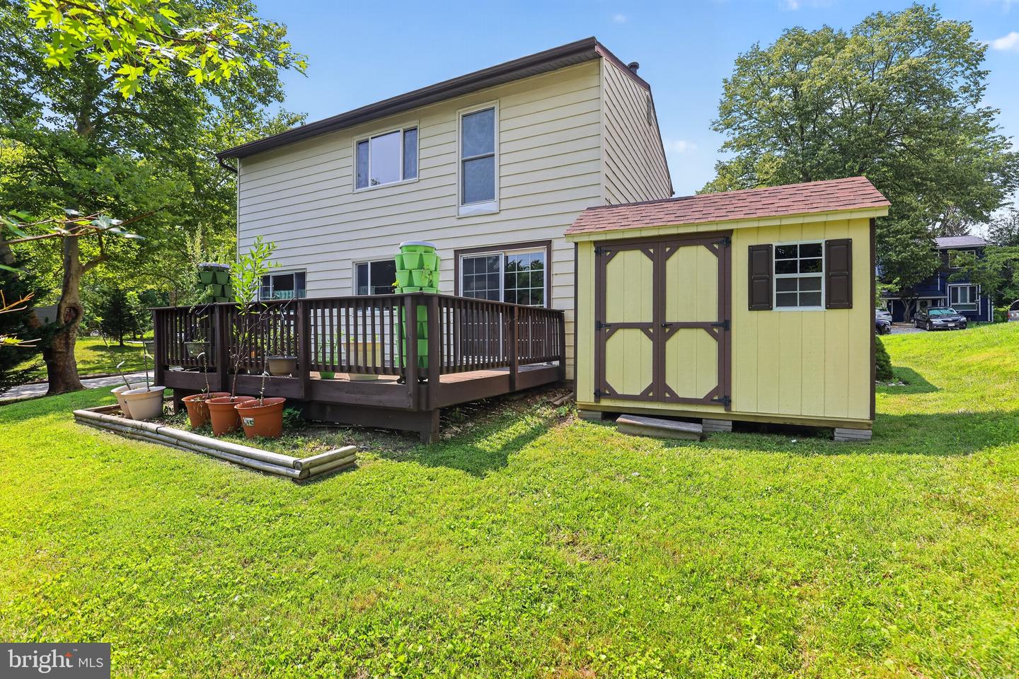 9608 Pastora Pl Property Photo 2