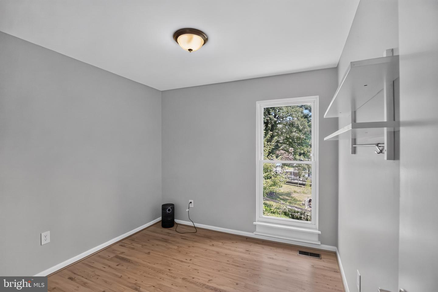 9608 Pastora Pl Property Photo 10