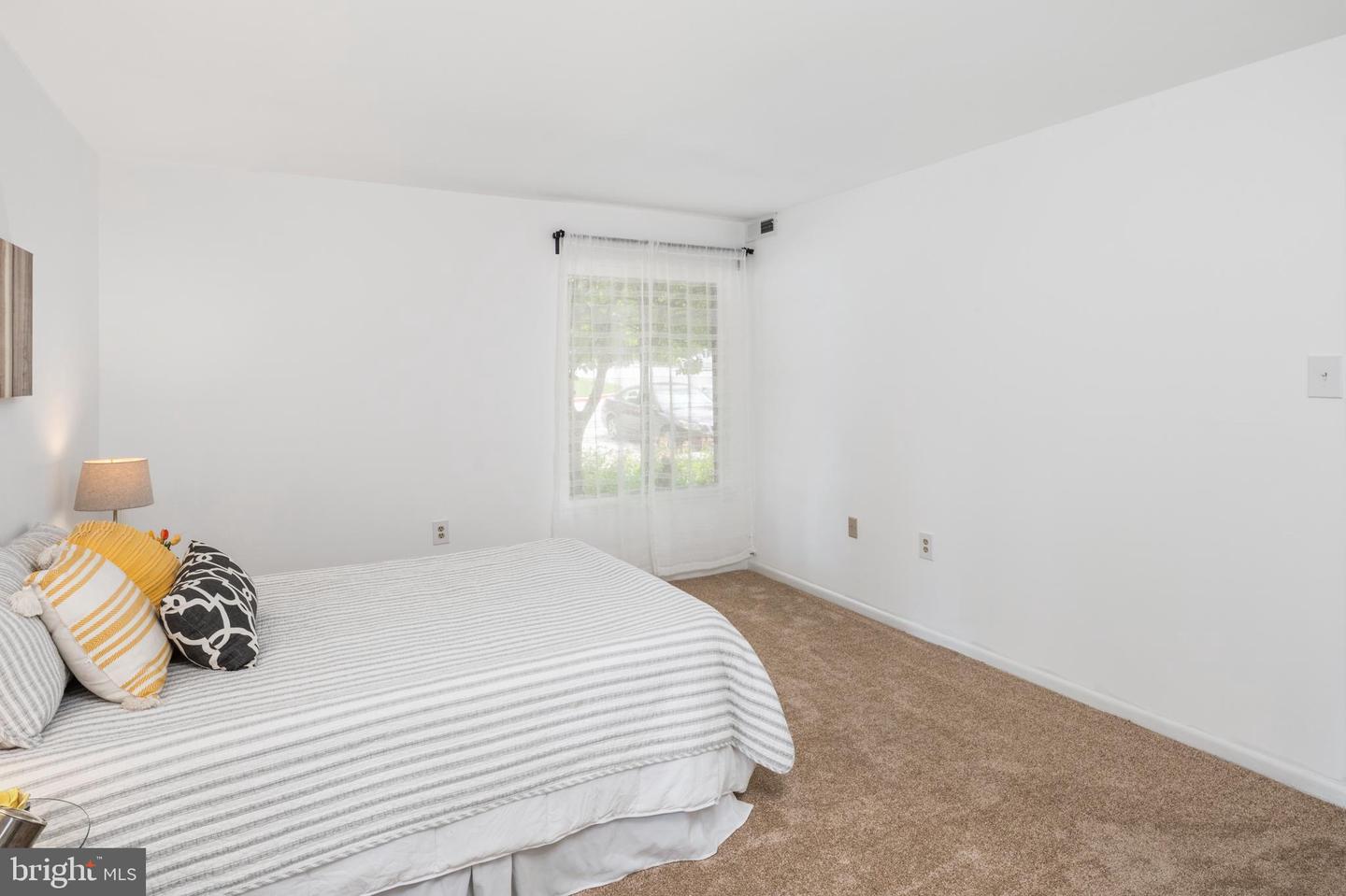 10536 Cross Fox Ln #b-2 Property Photo 14