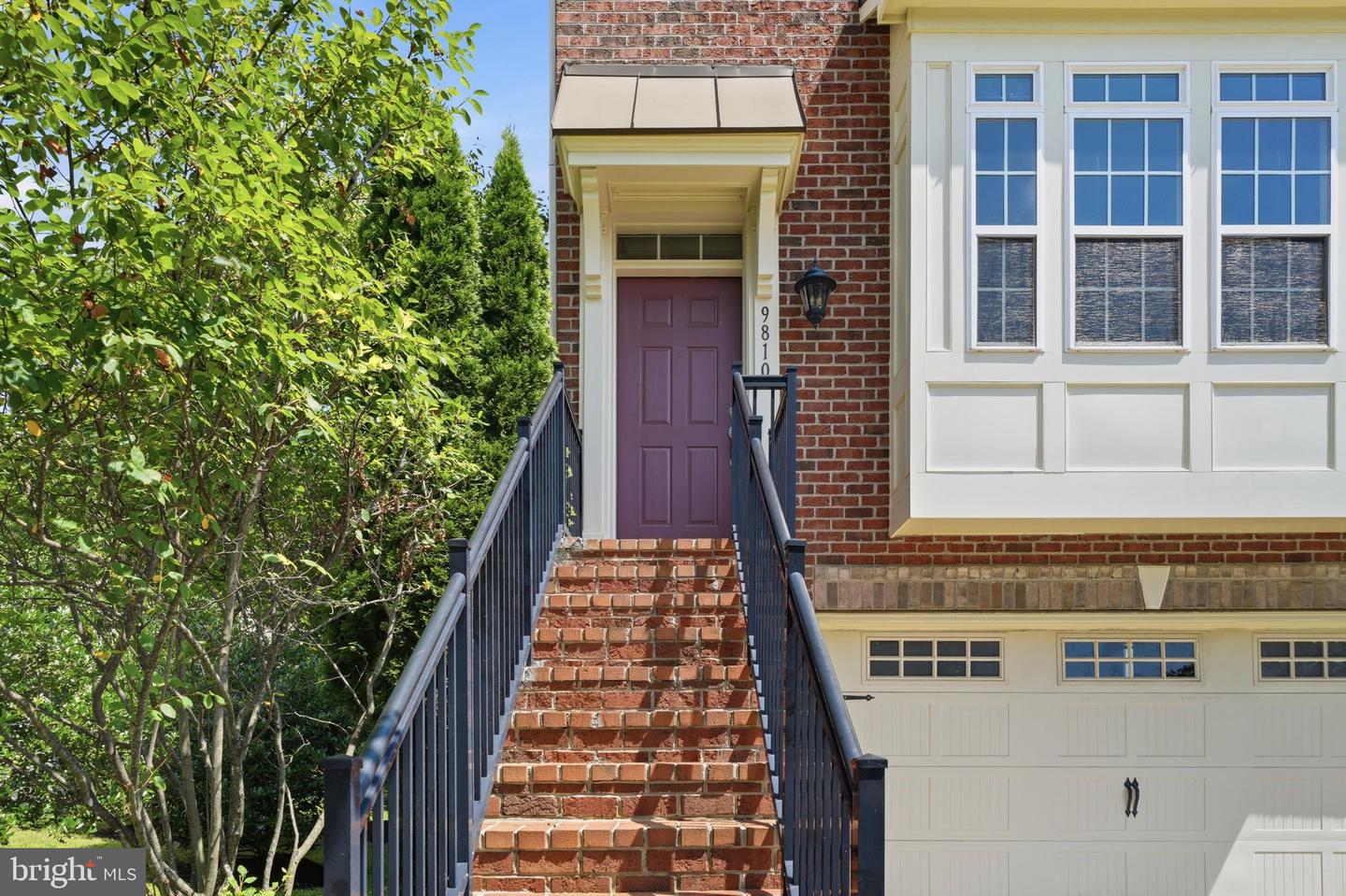 9810 Solar Crse Property Photo 2