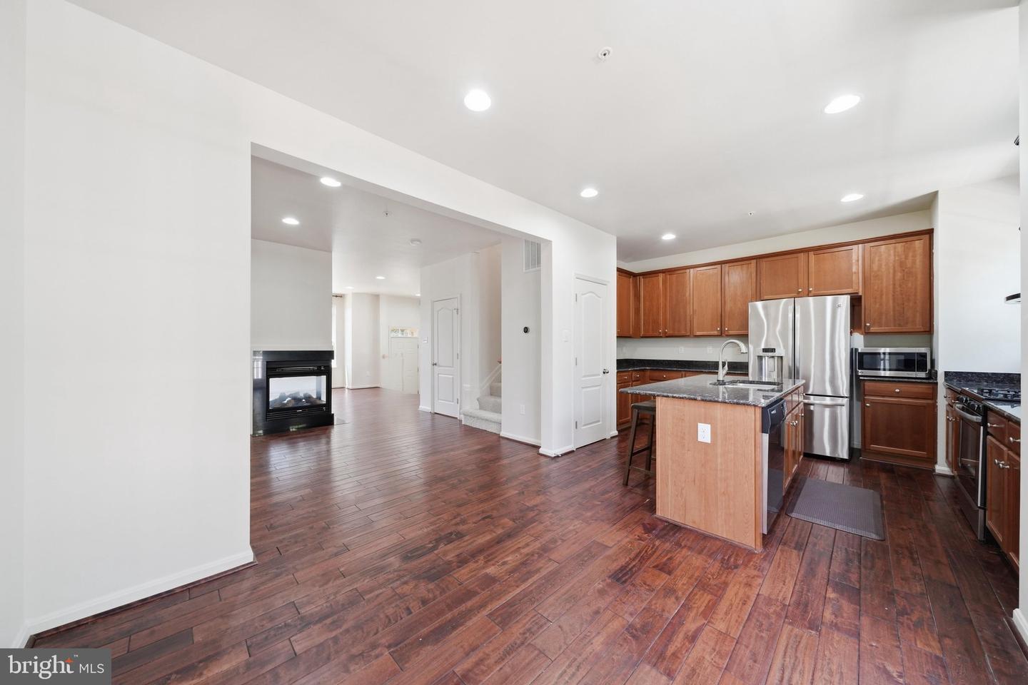 9810 Solar Crse Property Photo 20