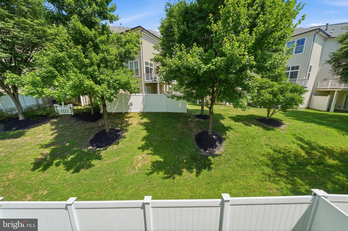 9810 Solar Crse Property Photo 45